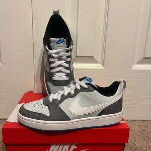 Nike Borough Youth 6.5
